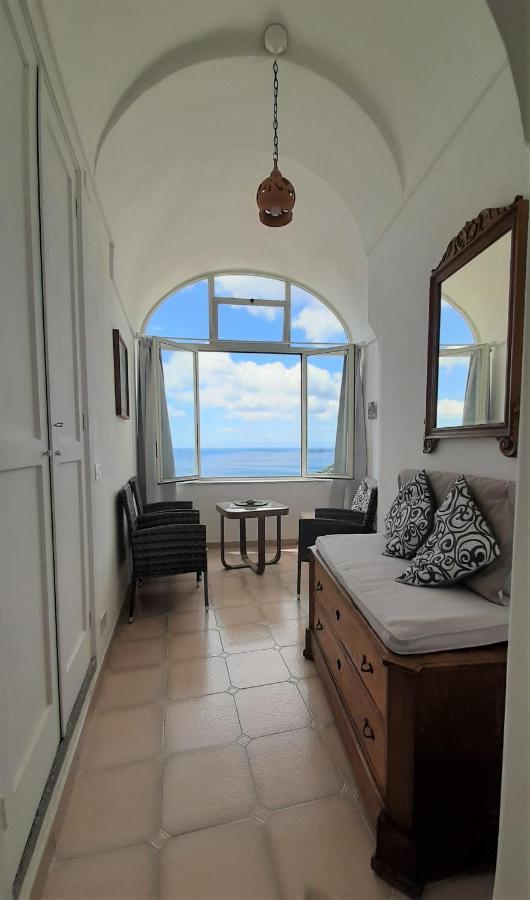 A La Casa Del Cavaliere Apartment Позитано Екстериор снимка